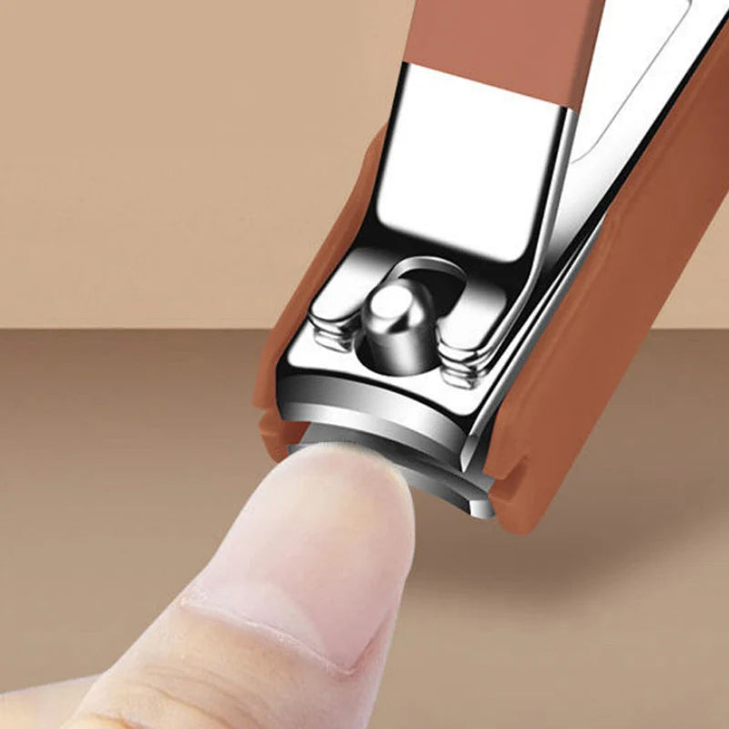 Prenosná 7-dielna sada na manikúru s klieštikmi na nechty