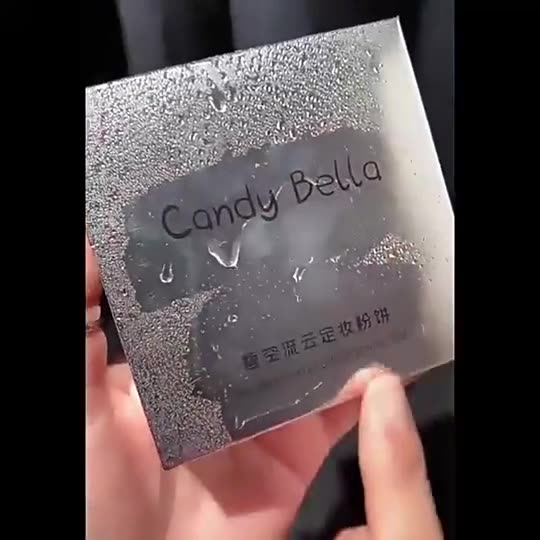 Fixačný púder na kontrolu mastnoty s jemnou textúrou, šetrný k pokožke